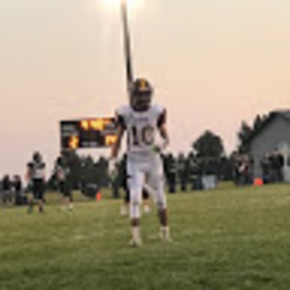 Profile Picture of Austin Moen (@austinmoen270) on Poshmark