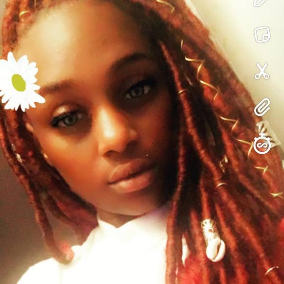 Profile Picture of Bianca Mason (@bmason375) on Poshmark