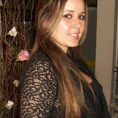Profile Picture of Marina Andrade Lima (@marinalima_85) on Twitter