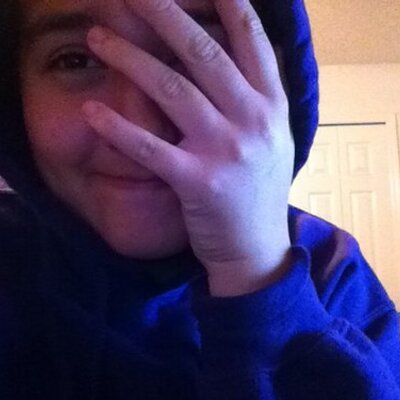 Profile Picture of Whitney Holcombe (@WolfWhitney) on Twitter