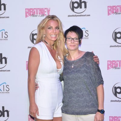 Profile Picture of Ursula Meyer (@Uschi1977) on Twitter