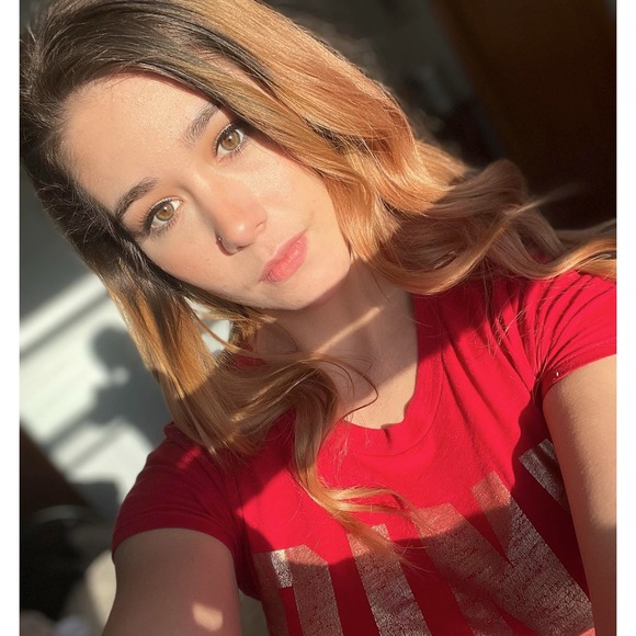 Profile Picture of Brianna Pfirman (@bripfirman7) on Poshmark