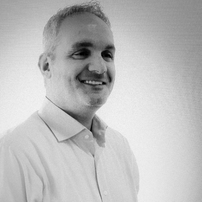 Profile Picture of Tony Deeb (@toveleam) on Twitter