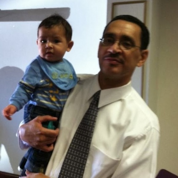 Profile Picture of Timothy Bloom (@timothybloom) on Poshmark