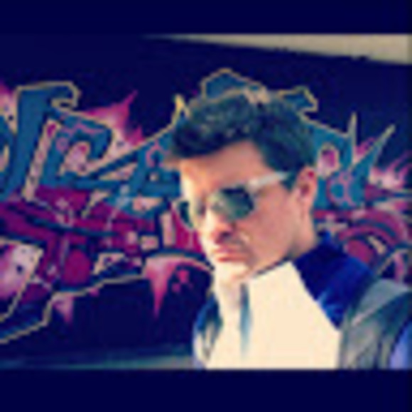 Profile Picture of Nicholas Sullivan (@sullyn82) on Poshmark