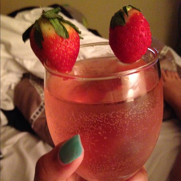 Profile Picture of Chereau Pompey (@cpompey713) on Poshmark