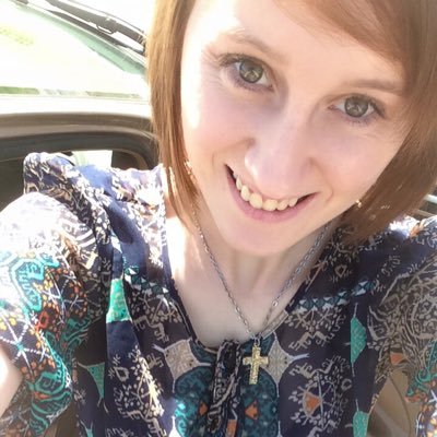 Profile Picture of Cassie Cook (@Cassiecook2015) on Twitter