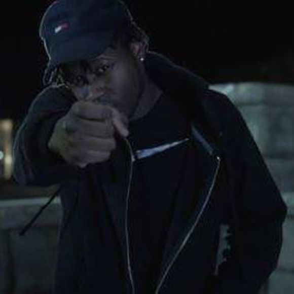 Profile Picture of Keshawn Deniro (@deniro424) on Poshmark