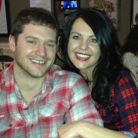 Profile Picture of Samantha Heusman (@sjheusman) on Poshmark