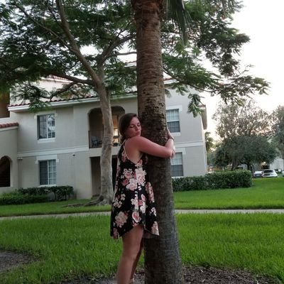 Profile Picture of Erin Hensley (@princess_eriin) on Twitter