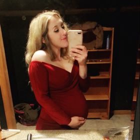 Profile Picture of Danielle Angers (@deerielley) on Pinterest