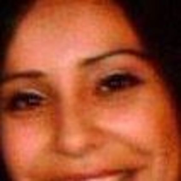 Profile Picture of Minerva Ramos (@minnie2) on Poshmark
