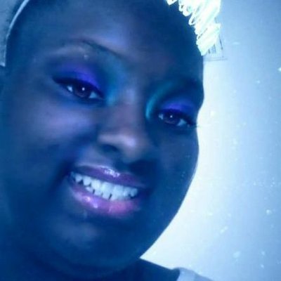 Profile Picture of Rosalind Walker (@Rosalin54223537) on Twitter