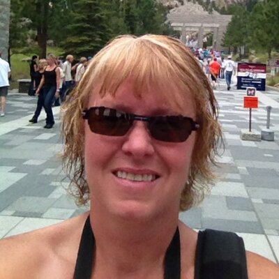Profile Picture of Darcy Marks (@busymom_17) on Twitter
