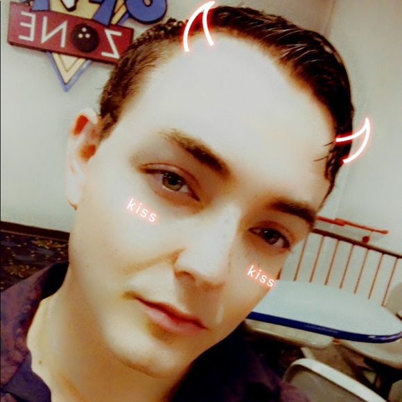 Profile Picture of Griffin Brockus (@griffinbrockus) on Poshmark