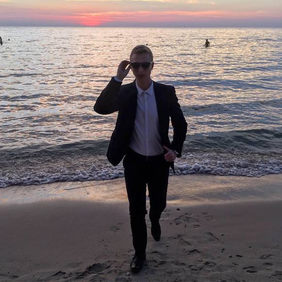 Profile Picture of Jonas Jørgensen (@jonasaj96) on Poshmark