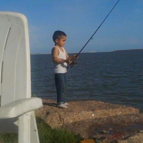 Profile Picture of Andrew Deluna (@andredeluna27) on Poshmark