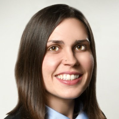Profile Picture of Lauren Kennedy (@lauren1water) on Twitter