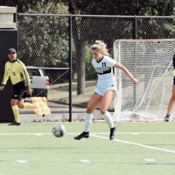 Taylor Desplinter - Poshmark Profile Picture of Taylor Desplinter (@taydesplin) on Poshmark