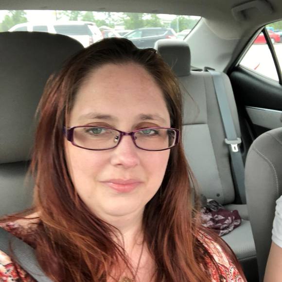 Profile Picture of Jennifer Leibler (@gfer95) on Poshmark