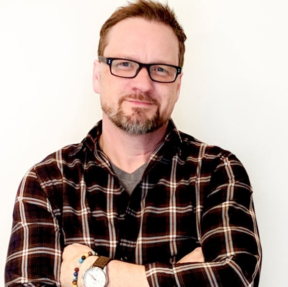Profile Picture of Jeffrey Snider (@swhiplash) on Poshmark