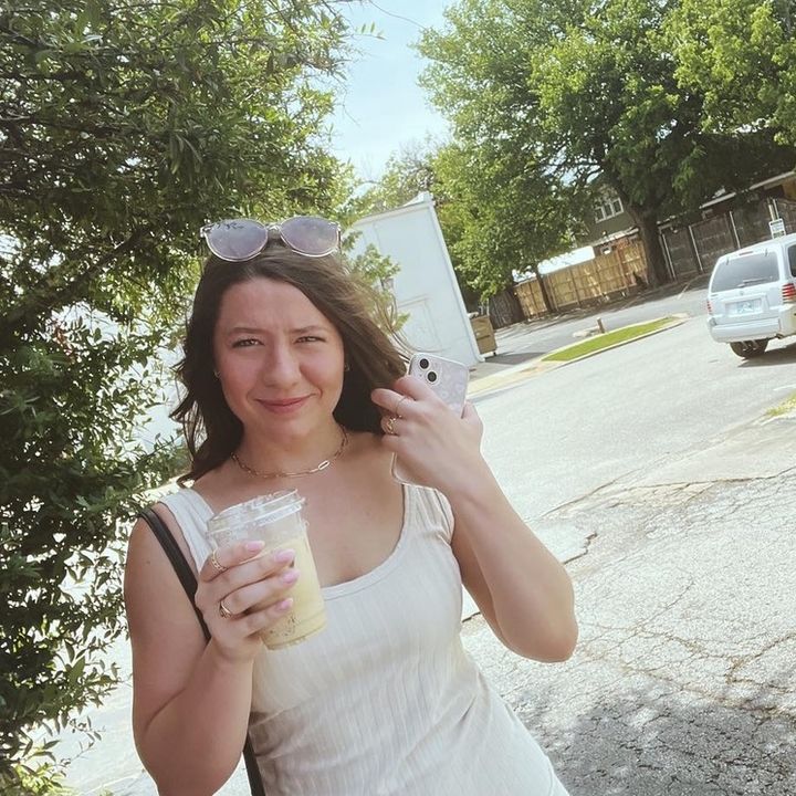 Profile Picture of Julia Faust (@juliaaafaust) on Tiktok