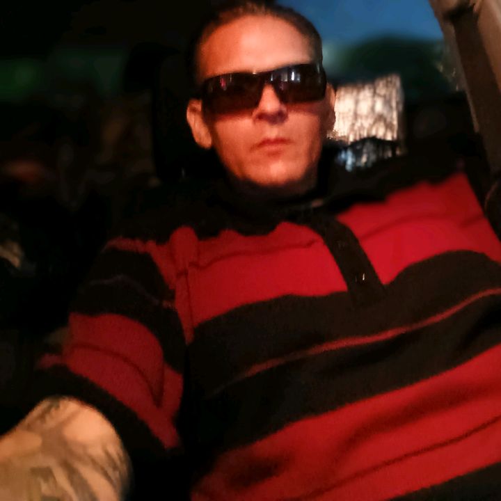 Profile Picture of jason montell (@jasonmontell2501) on Tiktok