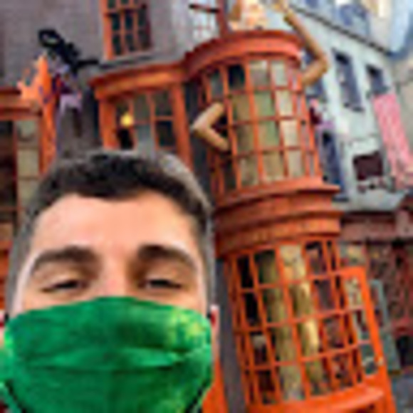 Profile Picture of Blake Carter (@blakecarter955) on Poshmark