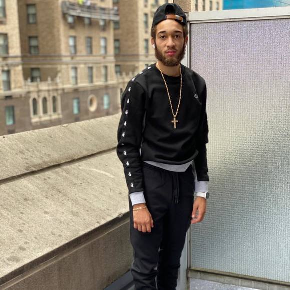 Profile Picture of Joshua Pantojas (@joshuapantojas) on Poshmark