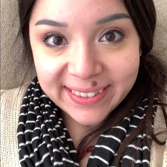 Profile Picture of Sandra Weaver (@sandraweaver) on Poshmark