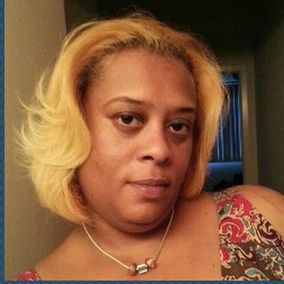 Profile Picture of Kimberly Mcmurray (@kimcmurray75) on Poshmark