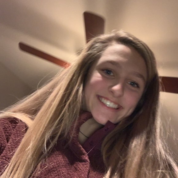 Profile Picture of Brennan Campbell (@brennancampbell) on Poshmark