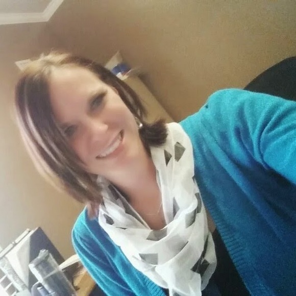 Profile Picture of Casey Biellier (@cmbiellier) on Poshmark