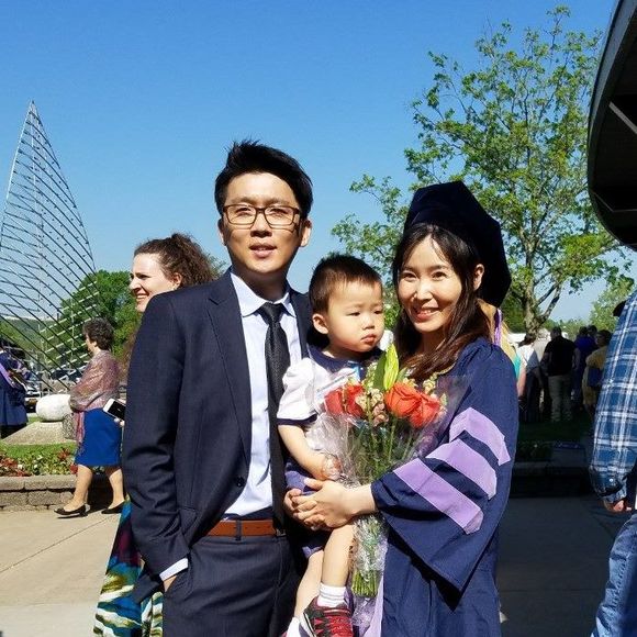 Profile Picture of Bomi Kim (@bomi1130) on Poshmark