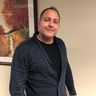 Profile Picture of David Leonard (@DaveDran0922) on Twitter