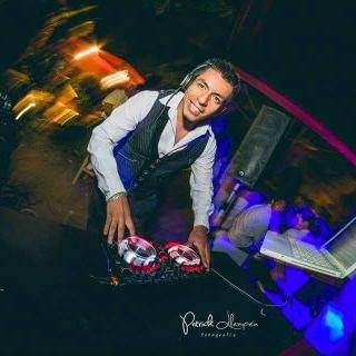 Profile Picture of Zegarra Producciones (@DjLuisZegarra) on Twitter