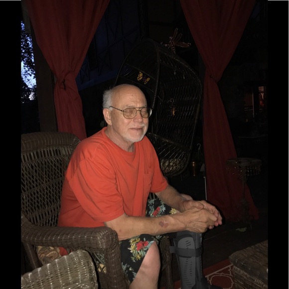 Profile Picture of Tom Skinner (@rennix12) on Poshmark