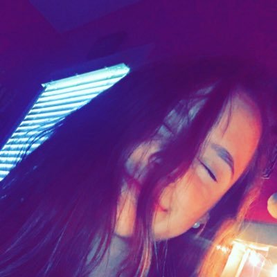 Profile Picture of Jenna Mclean (@JennaMc68091796) on Twitter