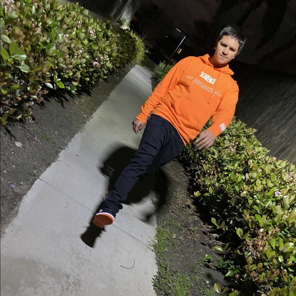 Profile Picture of James Rivera (@jamesrivera15) on Poshmark