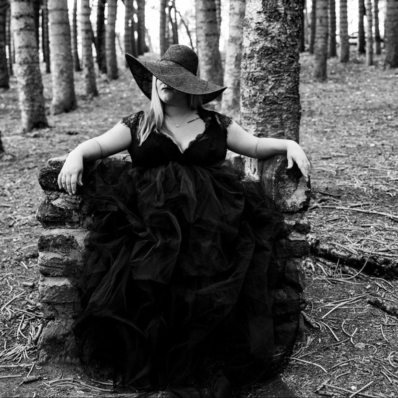 Profile Picture of Jessica Noll (@jessynoll18) on Poshmark