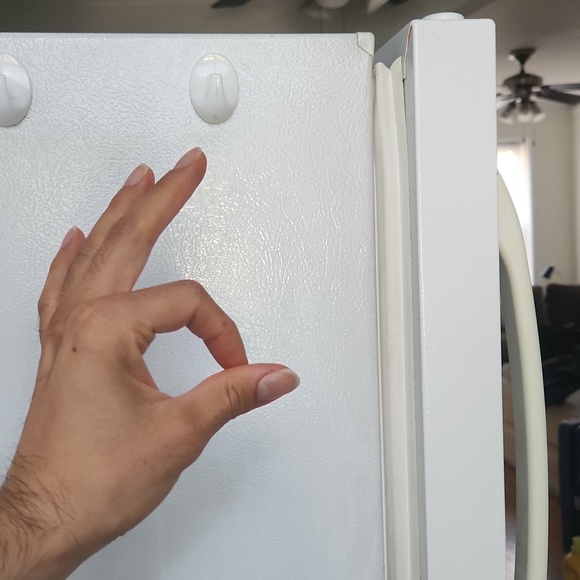 Profile Picture of Alberto Uribe (@studio5657) on Poshmark