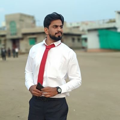 Profile Picture of Misbah Shaikh (@Misbahshaikh64) on Twitter