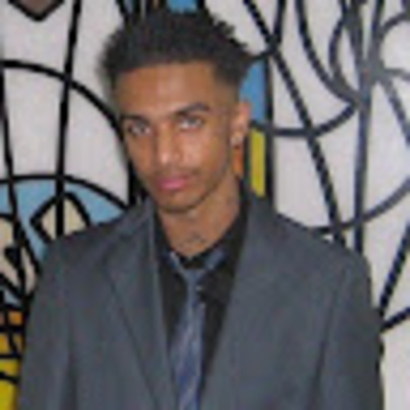 Nikith Chengappa - Poshmark Profile Picture of Nikith Chengappa (@dunkinnnnn) on Poshmark