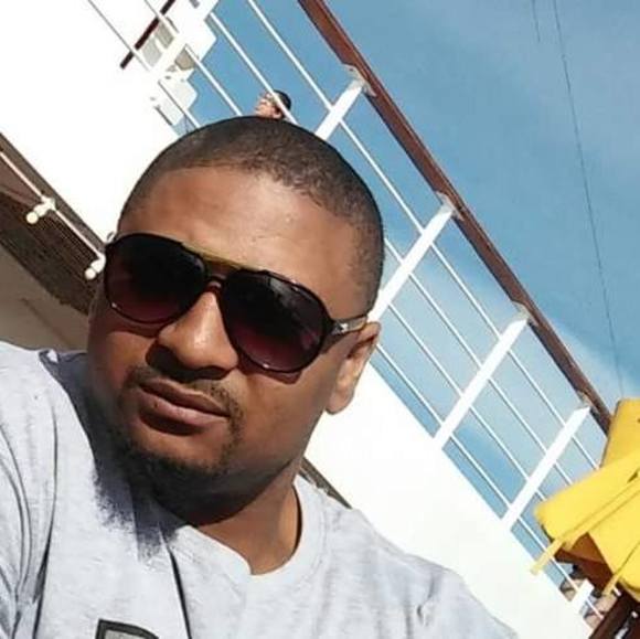 Profile Picture of George Gray (@george_gray) on Poshmark