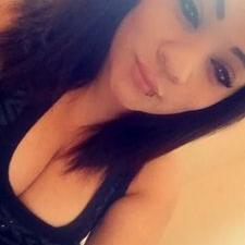Profile Picture of Desiree Molina (@admire_ray) on Twitter