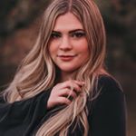 Profile Picture of Christina Peek (@xtinapeek) on Instagram