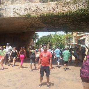 Profile Picture of Carlos Calderon (@Calderon146) on Twitter