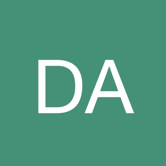 Profile Picture of Daniel Ackeret (@dacks_6) on Poshmark