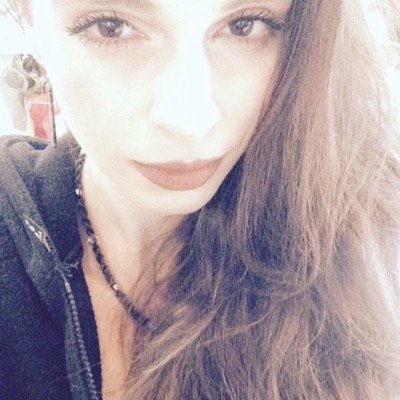 Profile Picture of Julia Lénard (@wildwhiteraven) on Twitter
