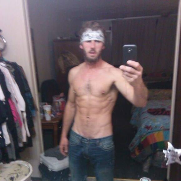 Profile Picture of David Grippando (@david_grippando) on Poshmark